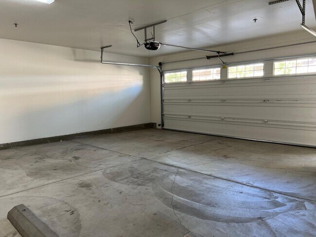 Building Photo - Gault For Rent