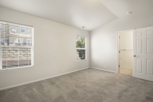 Building Photo - 2756 Scotchbroom Point