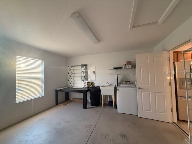 Building Photo - 853 Sapphire Pl