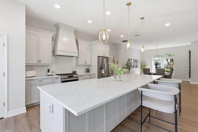 Building Photo - Luxury Golf Course Living in Haile Plantation | Fully Renovated 4BR Home in Gainesville