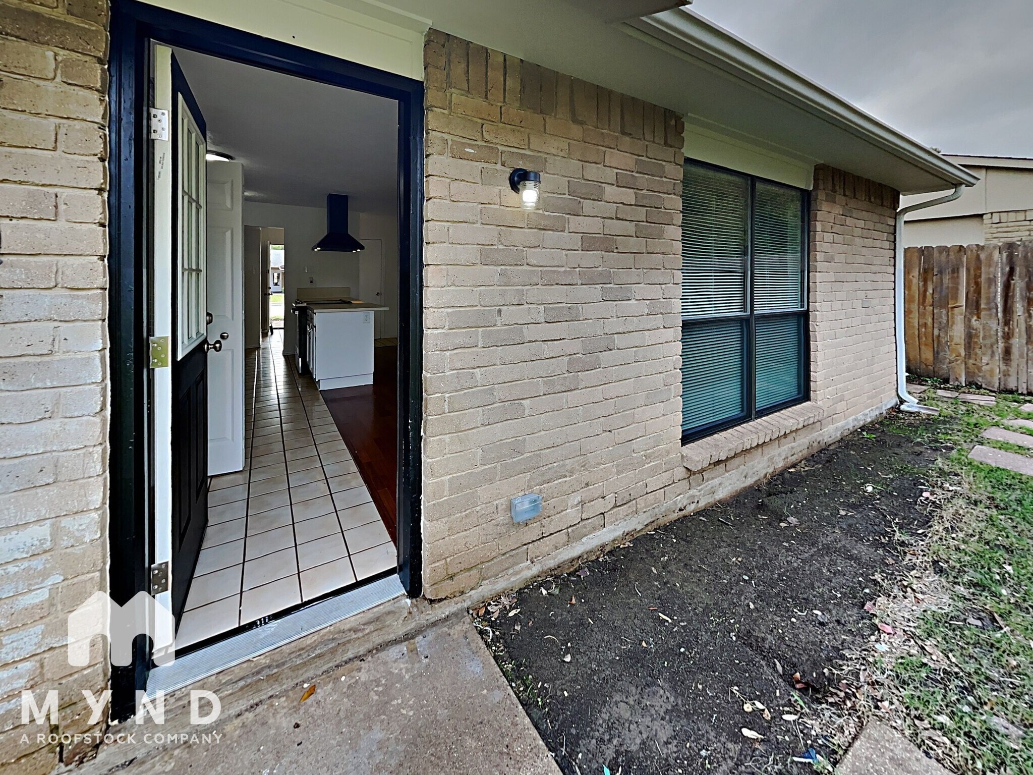 Building Photo - 551 Oldbridge Dr