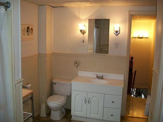 Building Photo - 482 New Dorwart St