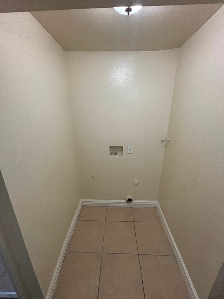 Building Photo - 846 E 109th St