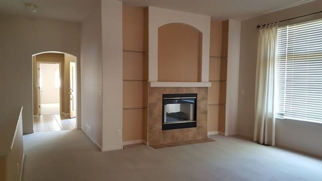 Building Photo - Comfort and Convenience in This 3 Bedroom Miramont Gem