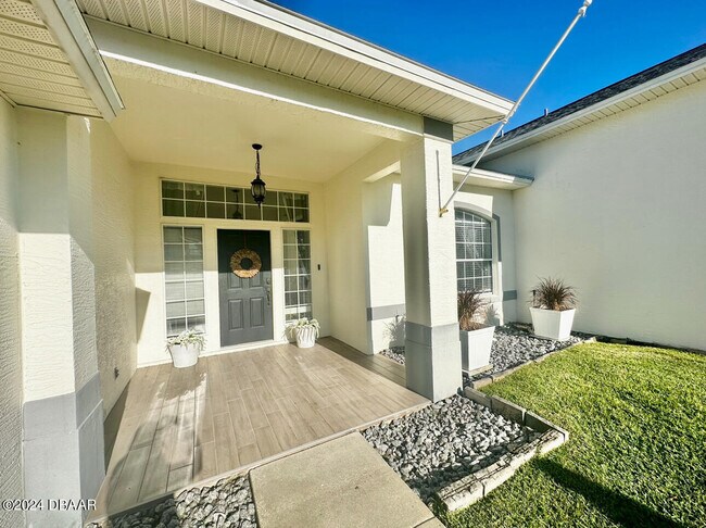 Building Photo - 1755 Creekwater Blvd