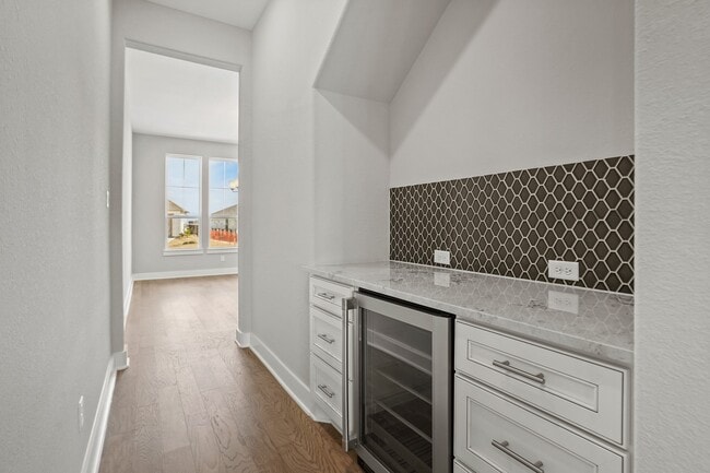 Building Photo - 10823 Sandy Iss Ct