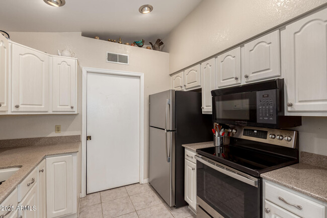 Building Photo - 3709 W Carol Ann Way