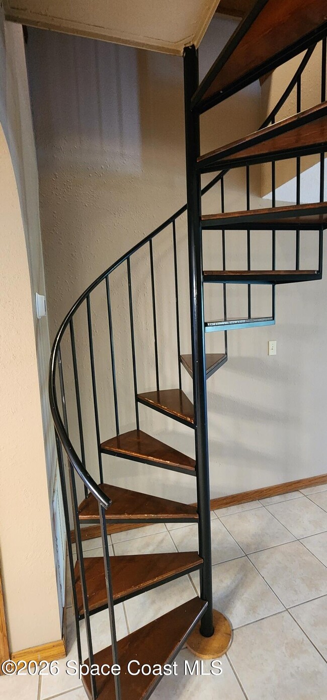 Building Photo - 2109 Hidden Grove Ln