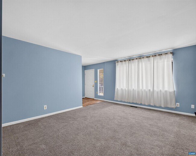Building Photo - 225 Harvest Dr