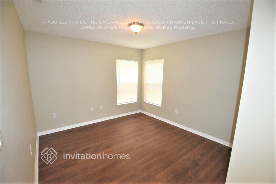 Building Photo - 4061 Prairie View Dr N