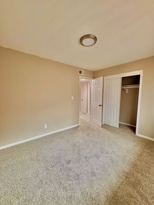 Building Photo - Spacious, Secure Living Normandy Apartments