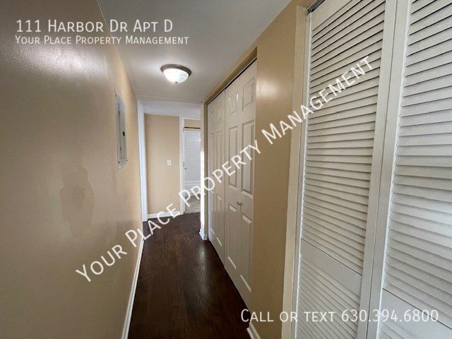 Building Photo - 111 Harbor Dr