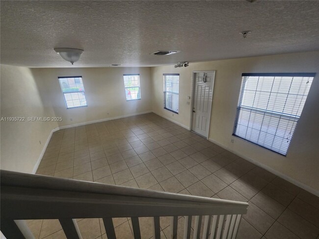 Building Photo - 14640 SW 15th St