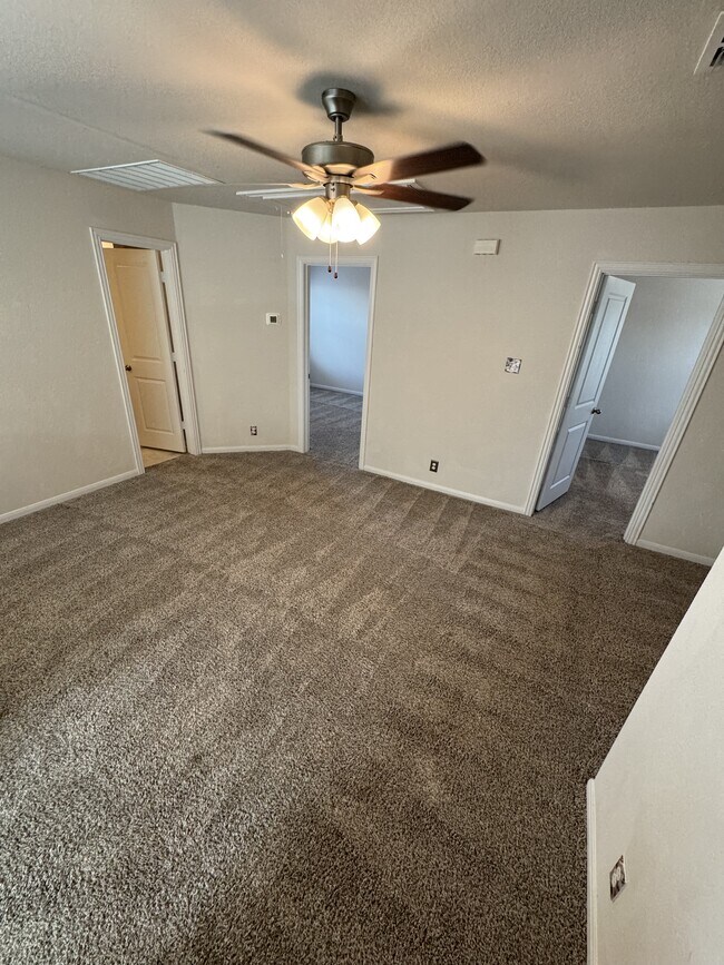 Building Photo - 7510 Boxing Elm