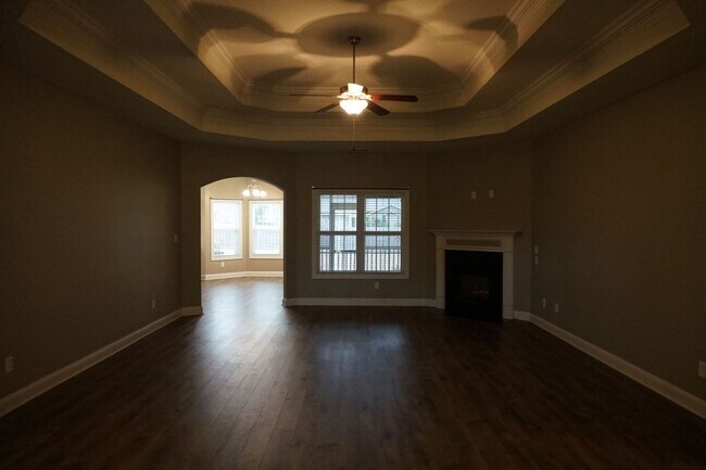 Building Photo - 3 Bedroom 2 Full Bathroom w/ Bonus Room located in The Preserves at Tidewater, Sneads Ferry!