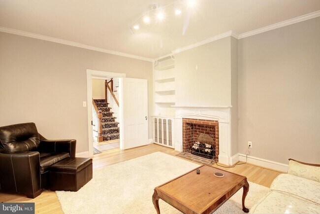 Building Photo - 44 Fulton Ave