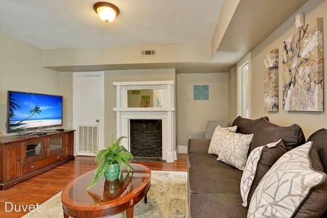 Building Photo - 75 Spring St