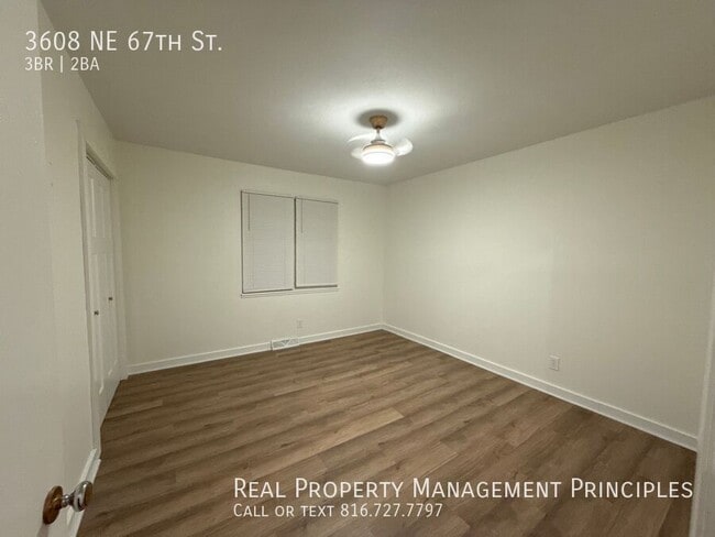 Building Photo - 3608 NE 67th St
