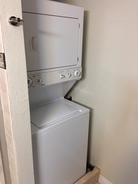 Building Photo - 2 Story condo in North Davis