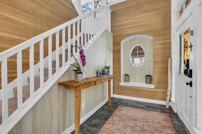 Building Photo - 55 S Bethany Bend Cir