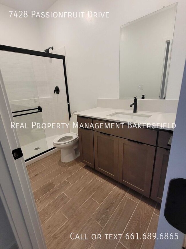 Building Photo - 7428 Passionfruit Dr