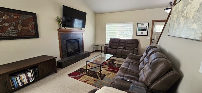 Building Photo - 10438 Buccaneer Pl