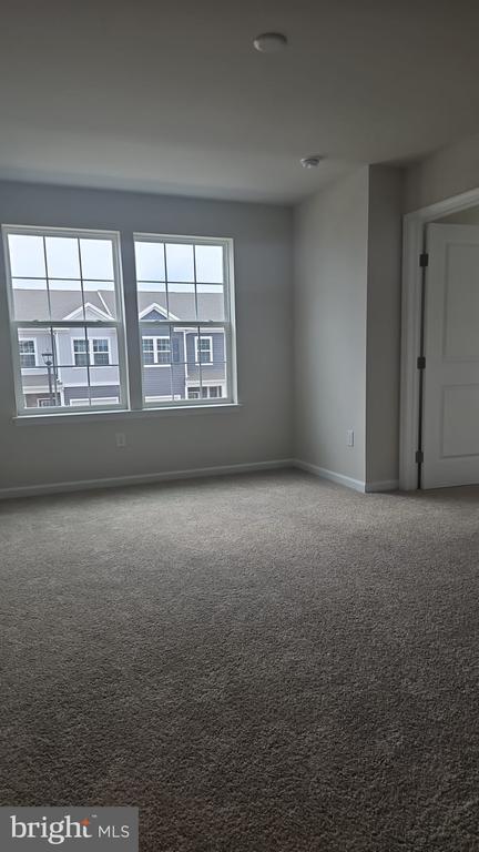 Building Photo - 30 Elliot Ln