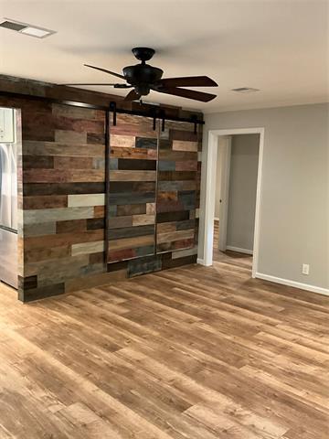 Primary Photo - 404 N Board St