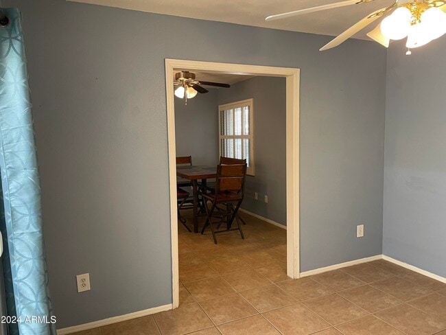 Building Photo - 8473 E Pierce St