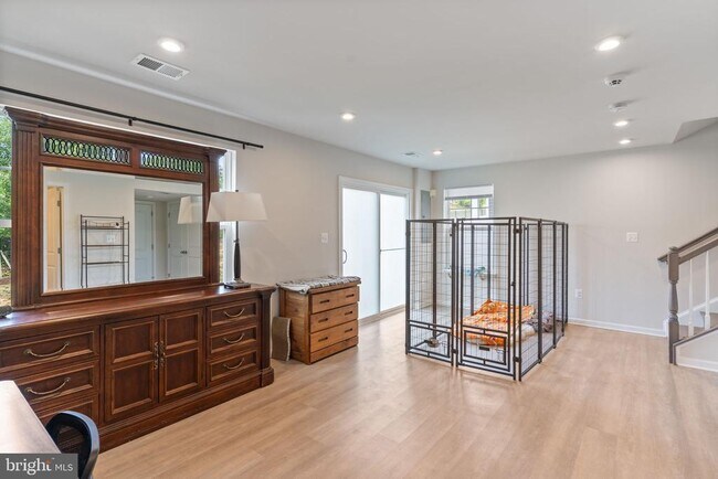 Building Photo - 18277 Summit Pointe Dr