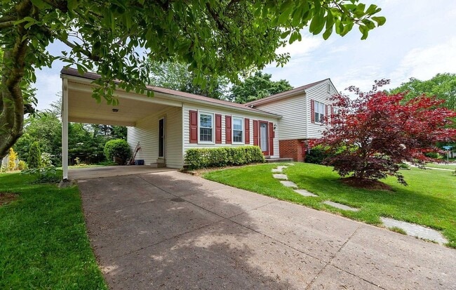 Building Photo - 5307 Greenough Pl