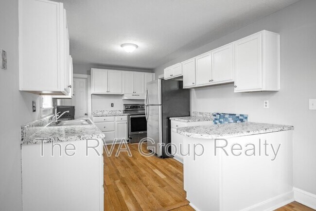 Building Photo - 2407 Bluefield St