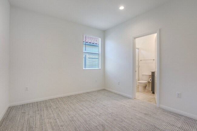 Building Photo - 29587 Fortitude Dr