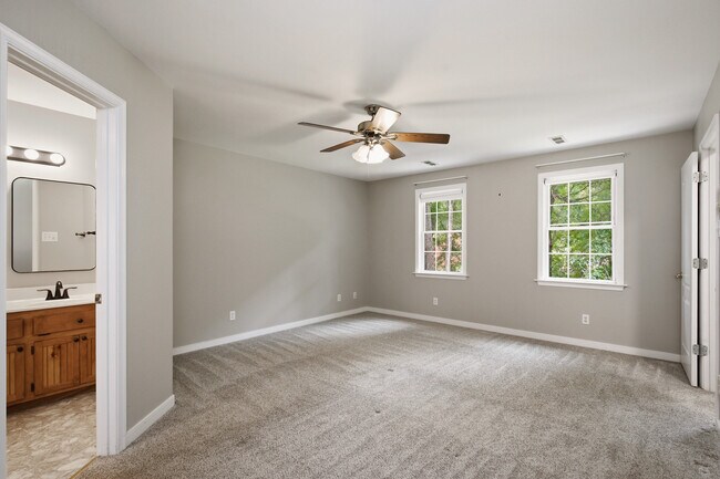 Building Photo - 4908 Stoney Creek Pkwy