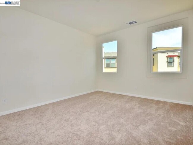 Building Photo - 5683 Melodia Cir