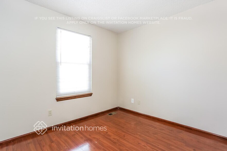 Building Photo - 4490 S Ceylon Way