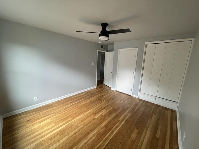 Building Photo - 258 Cresham Dr