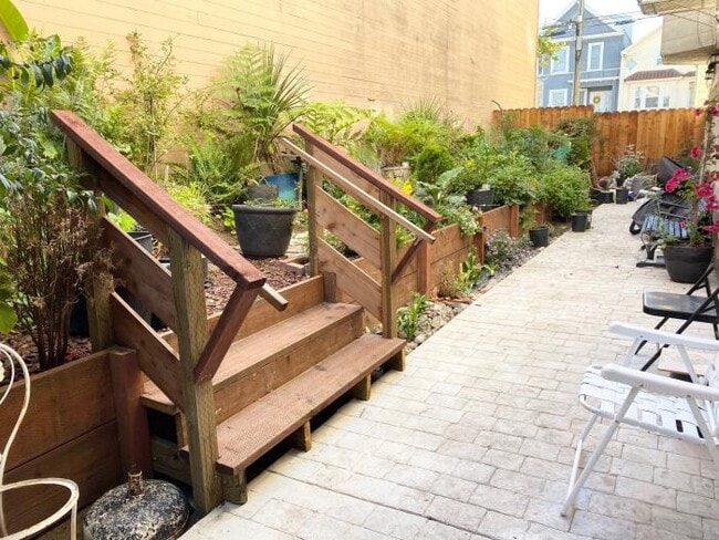 Building Photo - 2 bedroom in San Francisco CA 94118