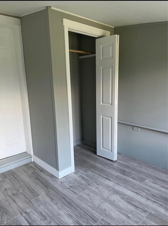 Building Photo - 93 Spruce St