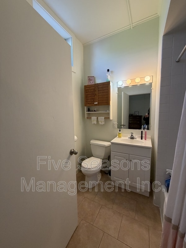 Building Photo - 194 North St