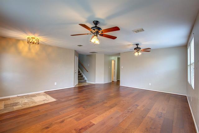 Building Photo - 16609 Woodside Dr