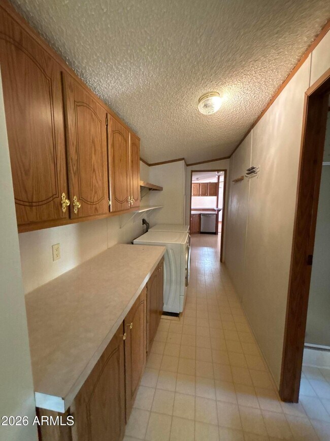 Building Photo - 44410 N 14th St