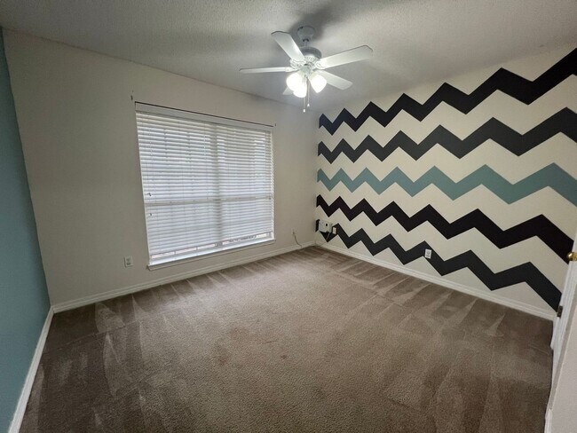 Building Photo - Pace - Spencer Oaks Landing - 4 bedroom, 2...