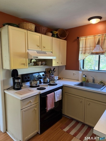 Building Photo - 235 Heritage Vlg