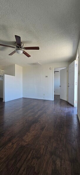 Building Photo - 212 S 93rd Ave