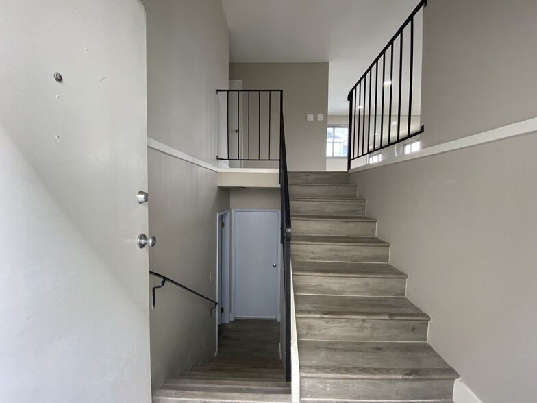 Building Photo - 134 Morton Dr