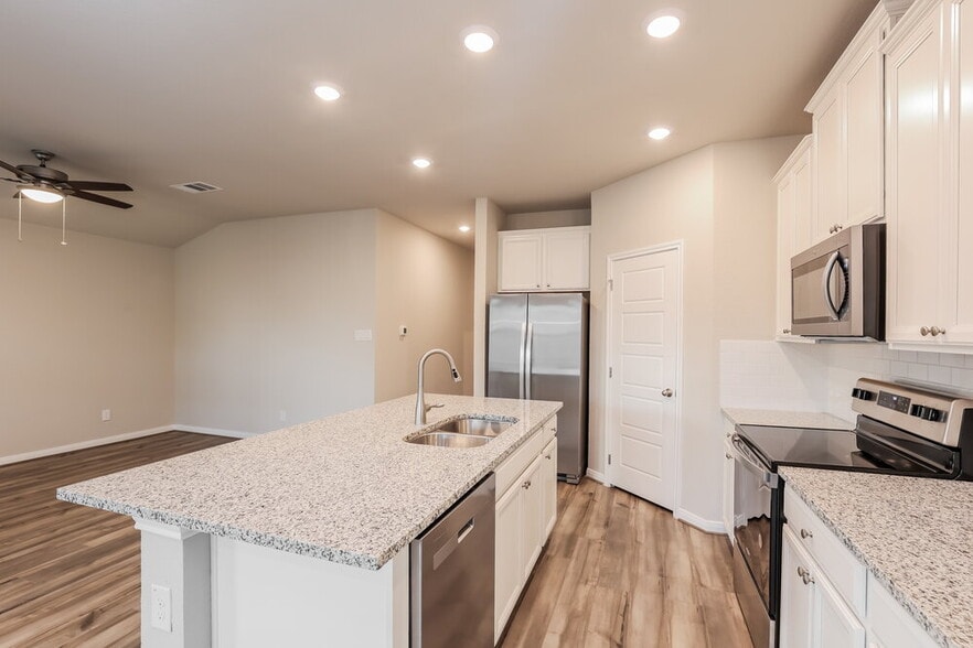 Building Photo - 1239 William Crst