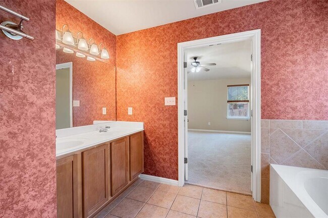 Building Photo - 9400 Morgan Creek Dr