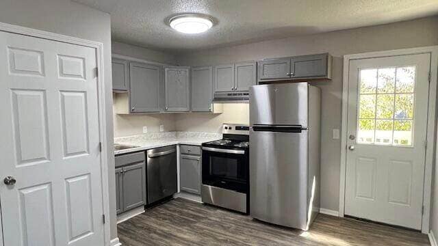 Building Photo - 120 Wolfe St