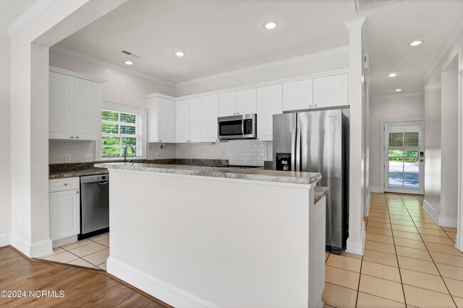 Building Photo - 1064 Headwater Cove Ln
